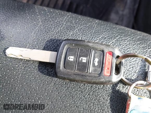 ✅ 2017 Honda Accord Sport SE • VIN: 1HGCR2F17HA048181 • Lot: 41620247. Wystawiony na IAAI z przebiegiem 83 870 mil. Bezpłatny archiwum sprzedaży aukcyjnych z USA i szczegółowy raport historii pojazdu na DreamBid. Zdjęcie 11.