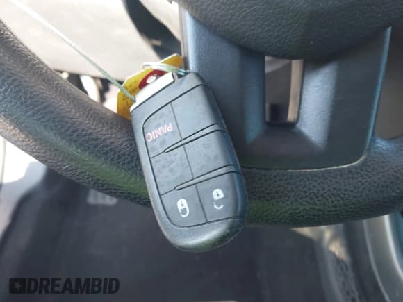 ✅ 2020 Dodge Journey SE Value • VIN: 3C4PDCAB4LT278119 • Лот: 43311291. Опубликован ранее на IAAI с пробегом 183 545 миль. Бесплатный доступ к архиву аукционных продаж из США и подробный отчёт об истории автомобиля на DreamBid. Изображение 11.