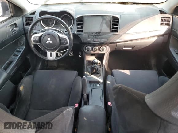 ✅ 2013 Mitsubishi Lancer Evolution GSR • VIN: JA32W8FV0DU024224 • Lot: 64683255. Wystawiony na Copart z przebiegiem Nie podano. Bezpłatny archiwum sprzedaży aukcyjnych z USA i szczegółowy raport historii pojazdu na DreamBid. Zdjęcie 8.