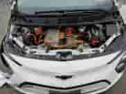 2022 Chevrolet Bolt EV 2LT z VIN 1G1FX6S06N4103261, wystawiony jako Copart lot #81227723 z przebiegiem 42 572 mil mil oraz . Historia ofert i sprzedaży dostępna na DreamBid. Obrazek 13.