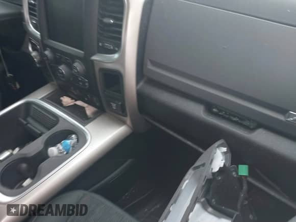 2017 Ram 1500 SLT с VIN 1C6RR7LT8HS782826, выставлен на аукционе IAAI как лот 40003324 с пробегом 147 858 миль миль и . История ставок и продаж доступна на DreamBid. Изображение 5.