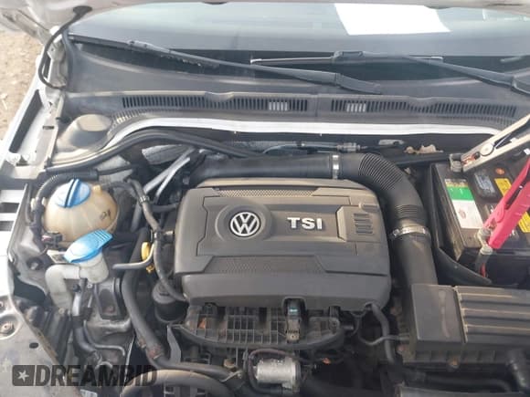 ✅ 2014 Volkswagen Jetta GLI • VIN: 3VW4T7AJ7EM385194 • Lot: 43765495. Wystawiony na IAAI z przebiegiem 151 140 mil. Bezpłatny archiwum sprzedaży aukcyjnych z USA i szczegółowy raport historii pojazdu na DreamBid. Zdjęcie 10.