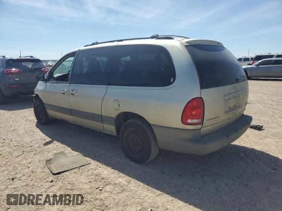 ✅ 2000 Chrysler Grand Voyager • VIN: 2C4GJ44G6YR818392 • Lot: 49536225. Wystawiony na Copart z przebiegiem 230 559 mil. Bezpłatny archiwum sprzedaży aukcyjnych z USA i szczegółowy raport historii pojazdu na DreamBid. Zdjęcie 2.