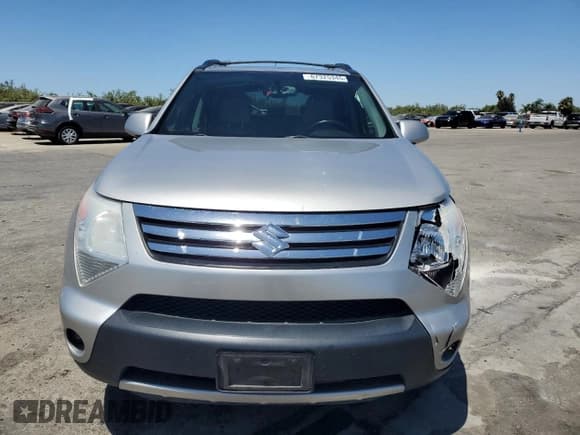 ✅ 2007 Suzuki XL7 Limited • VIN: 2S3DB717576101523 • Лот: 67325345. Опубликован ранее на Copart с пробегом 278 340 миль. Бесплатный доступ к архиву аукционных продаж из США и подробный отчёт об истории автомобиля на DreamBid. Изображение 5.