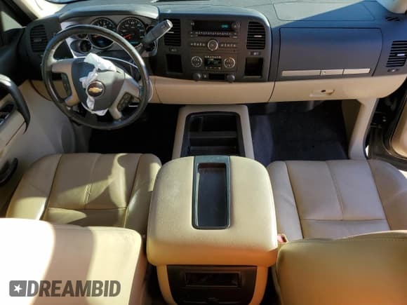 ✅ 2009 Chevrolet Silverado 1500 LT • VIN: 1GCEC29079Z279449 • Lot: 76522534. Listed on Copart with 54,104 mi. Free auction sales archive from the USA and detailed vehicle history report at DreamBid. Image 8.