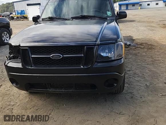 ✅ 2001 Ford Explorer Sport Trac • VIN: 1FMZU77E91UB73818 • Lot: 87060695. Listed on Copart with 225,924 mi. Free auction sales archive from the USA and detailed vehicle history report at DreamBid. Image 13.