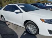 ✅ 2014 Toyota Camry LE • VIN: 4T4BF1FK6ER341944 • Lot: 43701263. Wystawiony na IAAI z przebiegiem 171 794 mil. Bezpłatny archiwum sprzedaży aukcyjnych z USA i szczegółowy raport historii pojazdu na DreamBid. Zdjęcie 13.