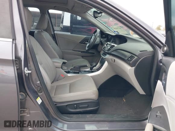 ✅ 2014 Honda Accord EX-L • VIN: 1HGCR2F8XEA283599 • Lot: 43710395. Wystawiony na IAAI z przebiegiem 59 102 mil. Bezpłatny archiwum sprzedaży aukcyjnych z USA i szczegółowy raport historii pojazdu na DreamBid. Zdjęcie 5.