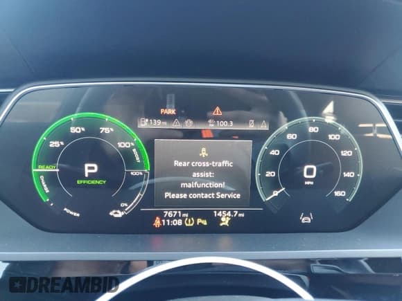 ✅ 2024 Audi Q8 e-tron Sportback S line Premium Plus • VIN: WA1CAAGE6RB031248 • Лот: 82036714. Опубликован ранее на Copart с пробегом 7 671 миль. Бесплатный доступ к архиву аукционных продаж из США и подробный отчёт об истории автомобиля на DreamBid. Изображение 9.