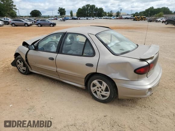 ✅ 2002 Pontiac Sunfire SE • VIN: 1G2JB524027308408 • Lot: 61752784. Wystawiony na Copart z przebiegiem Nie podano. Bezpłatny archiwum sprzedaży aukcyjnych z USA i szczegółowy raport historii pojazdu na DreamBid. Zdjęcie 2.