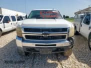 ✅ 2010 Chevrolet Silverado 2500HD LT • VIN: 1GC4KXB62AF119964 • Lot: 64187695. Wystawiony na Copart z przebiegiem 159 844 mil. Bezpłatny archiwum sprzedaży aukcyjnych z USA i szczegółowy raport historii pojazdu na DreamBid. Zdjęcie 5.