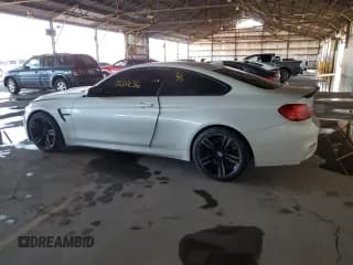 ✅ 2015 BMW M4 • VIN: WBS3R9C59FK332331 • Лот: 39366133. Опубликован ранее на Copart с пробегом 120 236 миль. Бесплатный доступ к архиву аукционных продаж из США и подробный отчёт об истории автомобиля на DreamBid. Изображение 2.