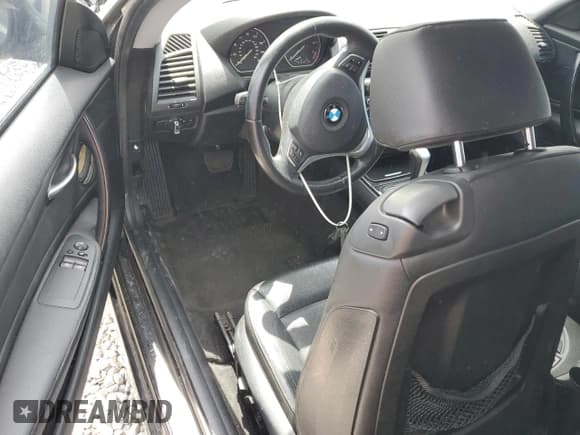 ✅ 2013 BMW 1 Series 128i • VIN: WBAUP7C50DVP25116 • Lot: 64824845. Listed on Copart with 115,514 mi. Free auction sales archive from the USA and detailed vehicle history report at DreamBid. Image 8.