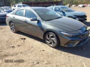 ✅ 2025 Hyundai Elantra SEL Convenience • VIN: KMHLS4DG0SU935726 • Лот: 43606725. Опубликован ранее на IAAI с пробегом 17 189 миль. Бесплатный доступ к архиву аукционных продаж из США и подробный отчёт об истории автомобиля на DreamBid. Изображение 1.