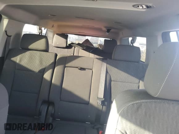 ✅ 2020 Chevrolet Suburban LS • VIN: 1GNSKGKC0LR210771 • Lot: 73931854. Listed on Copart with 12,674 mi. Free auction sales archive from the USA and detailed vehicle history report at DreamBid. Image 10.