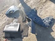 ✅ 2015 Nissan Rogue SV • VIN: 5N1AT2MVXFC877594 • Lot: 43691579. Wystawiony na IAAI z przebiegiem 142 264 mil. Bezpłatny archiwum sprzedaży aukcyjnych z USA i szczegółowy raport historii pojazdu na DreamBid. Zdjęcie 12.