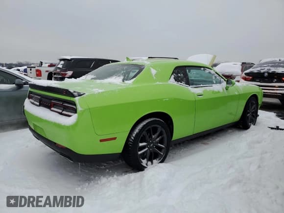 ✅ 2023 Dodge Challenger GT • VIN: 2C3CDZKG1PH528530 • Lot: 45149265. Wystawiony na Copart z przebiegiem 21 954 mil. Bezpłatny archiwum sprzedaży aukcyjnych z USA i szczegółowy raport historii pojazdu na DreamBid. Zdjęcie 3.