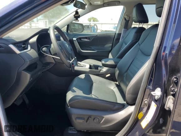 ✅ 2024 Toyota RAV4 XLE Premium • VIN: 2T3C1RFV7RW310043 • Лот: 80506135. Опубликован ранее на Copart с пробегом 36 753 миль. Бесплатный доступ к архиву аукционных продаж из США и подробный отчёт об истории автомобиля на DreamBid. Изображение 7.