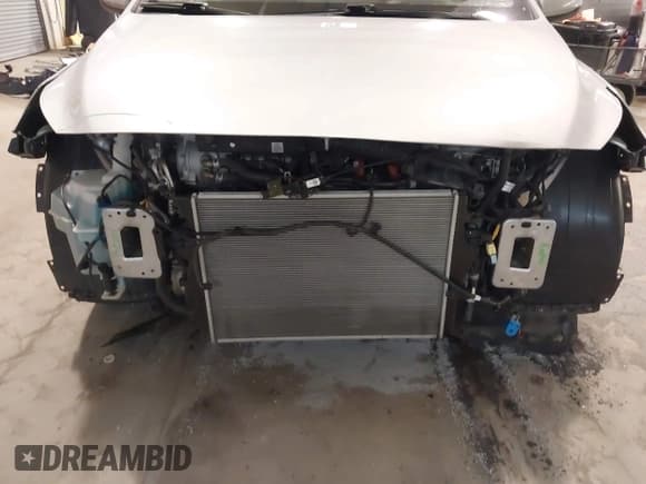 ✅ 2020 Hyundai Ioniq Blue • VIN: KMHC65LC4LU213542 • Lot: 41361881. Wystawiony na IAAI z przebiegiem 120 250 mil. Bezpłatny archiwum sprzedaży aukcyjnych z USA i szczegółowy raport historii pojazdu na DreamBid. Zdjęcie 6.