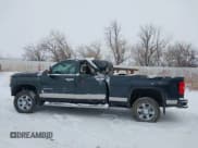 ✅ 2017 GMC Sierra 2500HD SLT • VIN: 1GT12TEY2HF155625 • Lot: 41453780. Listed on IAAI with 210,784 mi. Free auction sales archive from the USA and detailed vehicle history report at DreamBid. Image 14.