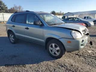 2008 Hyundai Tucson GLS z VIN KM8JM12B38U711611, wystawiony jako Copart lot #77448304 z przebiegiem 225 622 mil mil oraz Szkoda całkowita • Salvage title. Historia ofert i sprzedaży dostępna na DreamBid. Obrazek 4.