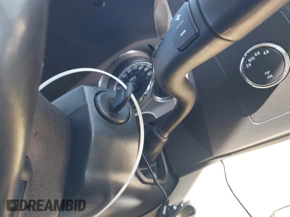 ✅ 2011 Chevrolet Silverado 1500 1HY • VIN: 3GCUKUEJ8BG300341 • Lot: 41749718. Listed on IAAI with 153,148 mi. Free auction sales archive from the USA and detailed vehicle history report at DreamBid. Image 11.