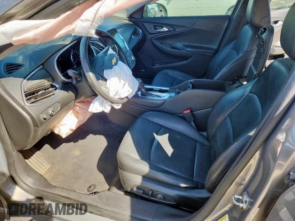 ✅ 2017 Chevrolet Malibu LT • VIN: 1G1ZE5ST9HF277910 • Lot: 86063015. Listed on Copart with 76,446 mi. Free auction sales archive from the USA and detailed vehicle history report at DreamBid. Image 7.