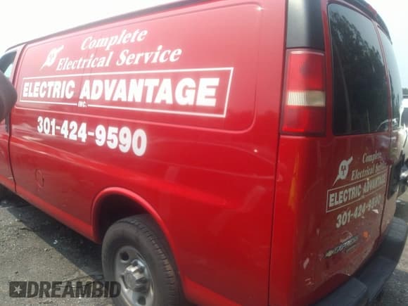 ✅ 2015 Chevrolet Express Cargo • VIN: 1GCWGFCG0F1144488 • Lot: 37069299. Listed on IAAI with Not provided. Free auction sales archive from the USA and detailed vehicle history report at DreamBid. Image 3.