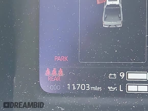 ✅ 2024 Toyota Tundra Limited Hybrid • VIN: 5TFJC5DB5RX067377 • Lot: 42640668. Wystawiony na IAAI z przebiegiem 11 703 mil. Bezpłatny archiwum sprzedaży aukcyjnych z USA i szczegółowy raport historii pojazdu na DreamBid. Zdjęcie 15.