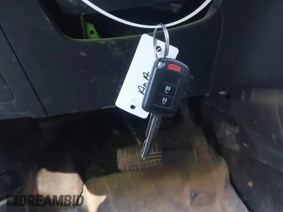 ✅ 2018 Mitsubishi Outlander ES • VIN: JA4AD2A31JJ000284 • Lot: 43637179. Listed on IAAI with 226,729 mi. Free auction sales archive from the USA and detailed vehicle history report at DreamBid. Image 11.