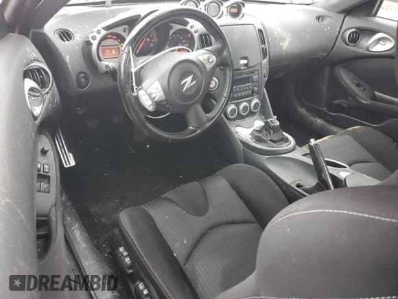 ✅ 2018 Nissan 370Z • VIN: JN1AZ4EH6JM570095 • Лот: 49992835. Опубликован ранее на Copart с пробегом 86 671 миль. Бесплатный доступ к архиву аукционных продаж из США и подробный отчёт об истории автомобиля на DreamBid. Изображение 8.