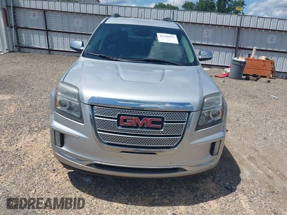✅ 2017 GMC Terrain Denali • VIN: 2GKFLRE34H6323323 • Lot: 42606924. Wystawiony na IAAI z przebiegiem 142 609 mil. Bezpłatny archiwum sprzedaży aukcyjnych z USA i szczegółowy raport historii pojazdu na DreamBid. Zdjęcie 13.