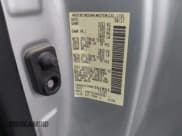 ✅ 2017 Nissan Titan SV • VIN: 1N6AA1C50HN562801 • Lot: 42702143. Wystawiony na IAAI z przebiegiem 90 233 mil. Bezpłatny archiwum sprzedaży aukcyjnych z USA i szczegółowy raport historii pojazdu na DreamBid. Zdjęcie 9.