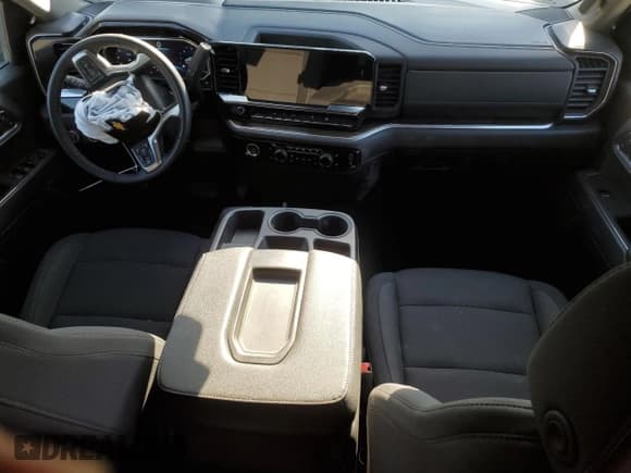 ✅ 2024 Chevrolet Silverado 1500 • VIN: 1GCRACE83RZ366886 • Лот: 42743435. Опубликован ранее на Copart с пробегом Не указан. Бесплатный доступ к архиву аукционных продаж из США и подробный отчёт об истории автомобиля на DreamBid. Изображение 8.