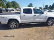 ✅ 2011 Toyota Tacoma PreRunner • VIN: 5TFJU4GN4BX005312 • Lot: 42840848. Listed on IAAI with 155,049 mi. Free auction sales archive from the USA and detailed vehicle history report at DreamBid. Image 13.