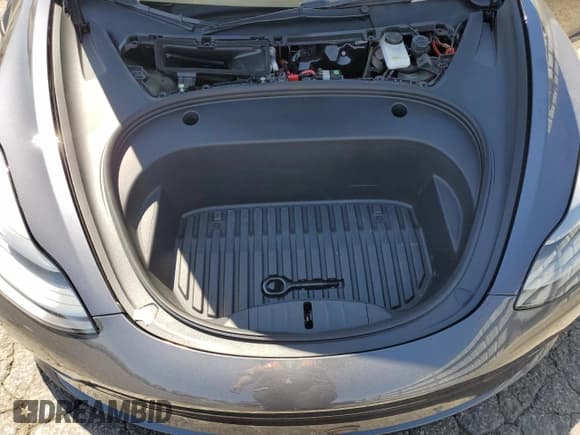 ✅ 2022 Tesla Model 3 Long Range • VIN: 5YJ3E1EB1NF361325 • Lot: 69379205. Wystawiony na Copart z przebiegiem 34 696 mil. Bezpłatny archiwum sprzedaży aukcyjnych z USA i szczegółowy raport historii pojazdu na DreamBid. Zdjęcie 11.