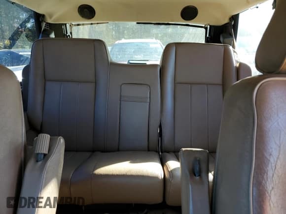 ✅ 1995 Land Rover Range Rover County • VIN: SALHC1341SA656079 • Лот: 81966274. Опубликован ранее на Copart с пробегом 36 142 миль. Бесплатный доступ к архиву аукционных продаж из США и подробный отчёт об истории автомобиля на DreamBid. Изображение 10.