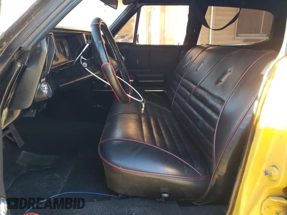 ✅ 1972 Oldsmobile Cutlass • VIN: 3G69H2M250424 • Lot: 93105495. Wystawiony na Copart z przebiegiem 130 190 mil. Bezpłatny archiwum sprzedaży aukcyjnych z USA i szczegółowy raport historii pojazdu na DreamBid. Zdjęcie 7.