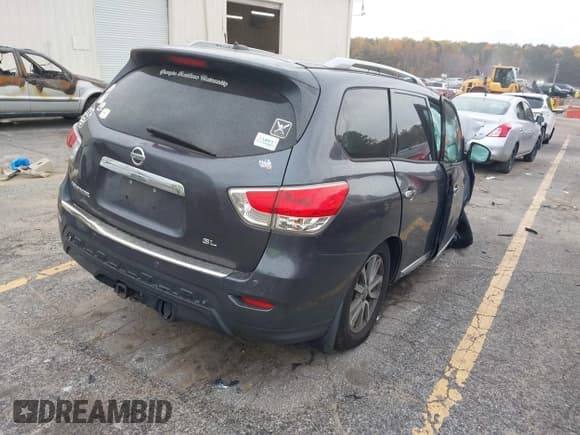 ✅ 2014 Nissan Pathfinder SL • VIN: 5N1AR2MN1EC687888 • Lot: 43648966. Listed on IAAI with 198,962 mi. Free auction sales archive from the USA and detailed vehicle history report at DreamBid. Image 4.