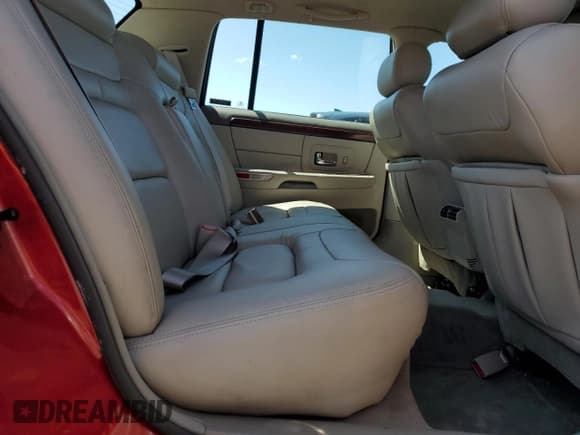 ✅ 1999 Cadillac DeVille • VIN: 1G6KD54Y7XU723747 • Lot: 59883975. Listed on Copart with 82,049 mi. Free auction sales archive from the USA and detailed vehicle history report at DreamBid. Image 10.