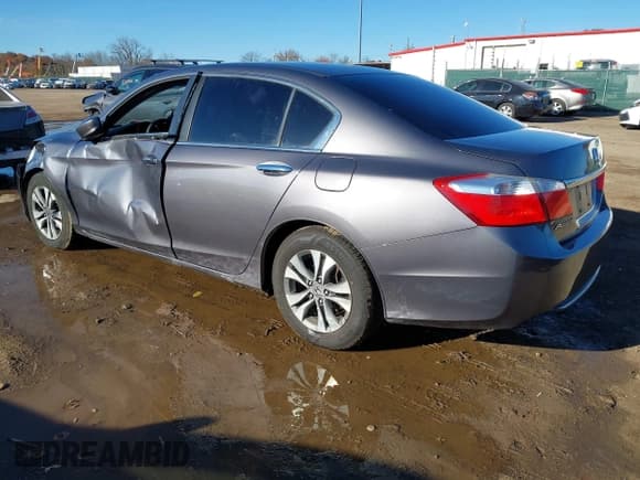 ✅ 2014 Honda Accord LX • VIN: 1HGCR2F32EA155393 • Lot: 43673443. Listed on IAAI with 178,430 mi. Free auction sales archive from the USA and detailed vehicle history report at DreamBid. Image 3.
