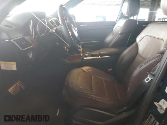 ✅ 2014 Mercedes-Benz GL 350 • VIN: 4JGDF2EE9EA316557 • Лот: 86487215. Опубликован ранее на Copart с пробегом 132 812 миль. Бесплатный доступ к архиву аукционных продаж из США и подробный отчёт об истории автомобиля на DreamBid. Изображение 7.