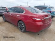 ✅ 2018 Nissan Altima SR • VIN: 1N4AL3AP8JC133605 • Лот: 42553215. Опубликован ранее на IAAI с пробегом 157 509 миль. Бесплатный доступ к архиву аукционных продаж из США и подробный отчёт об истории автомобиля на DreamBid. Изображение 3.