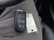 ✅ 2021 Jeep Cherokee Latitude Lux • VIN: 1C4PJLMX2MD107165 • Lot: 42456893. Wystawiony na IAAI z przebiegiem 62 625 mil. Bezpłatny archiwum sprzedaży aukcyjnych z USA i szczegółowy raport historii pojazdu na DreamBid. Zdjęcie 11.