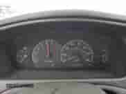 2002 Hyundai Elantra GLS z VIN KMHDN45D92U443650, wystawiony jako Copart lot #75556614 z przebiegiem 103 106 mil mil oraz Czysty tytuł • Clean title. Historia ofert i sprzedaży dostępna na DreamBid. Obrazek 9.