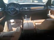 ✅ 2012 BMW X6 50i • VIN: 5UXFG8C59CLZ97030 • Lot: 53632795. Wystawiony na Copart z przebiegiem 109 933 mil. Bezpłatny archiwum sprzedaży aukcyjnych z USA i szczegółowy raport historii pojazdu na DreamBid. Zdjęcie 8.