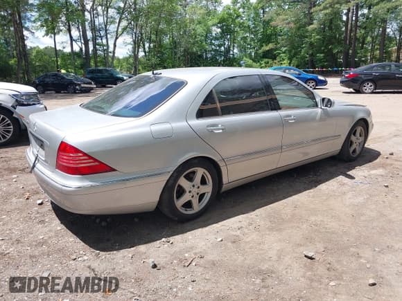 ✅ 2005 Mercedes-Benz S 430 • VIN: WDBNG70J95A436610 • Lot: 42345562. Listed on IAAI with 149,498 mi. Free auction sales archive from the USA and detailed vehicle history report at DreamBid. Image 4.