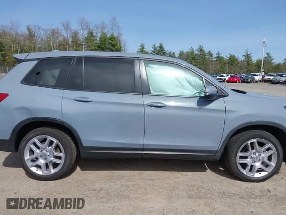 ✅ 2024 Honda Passport EX-L • VIN: 5FNYF8H55RB023059 • Lot: 42131811. Wystawiony na IAAI z przebiegiem 4 805 mil. Bezpłatny archiwum sprzedaży aukcyjnych z USA i szczegółowy raport historii pojazdu na DreamBid. Zdjęcie 13.