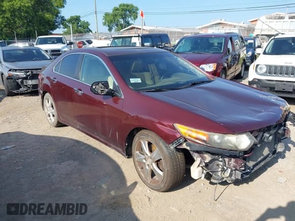 ✅ 2011 Acura TSX • VIN: JH4CU2F68BC013605 • Lot: 42768323. Listed on IAAI with 211,205 mi. Free auction sales archive from the USA and detailed vehicle history report at DreamBid. Image 13.