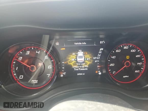 ✅ 2023 Dodge Charger R/T • VIN: 2C3CDXCT5PH656026 • Lot: 71452814. Wystawiony na Copart z przebiegiem 24 964 mil. Bezpłatny archiwum sprzedaży aukcyjnych z USA i szczegółowy raport historii pojazdu na DreamBid. Zdjęcie 9.